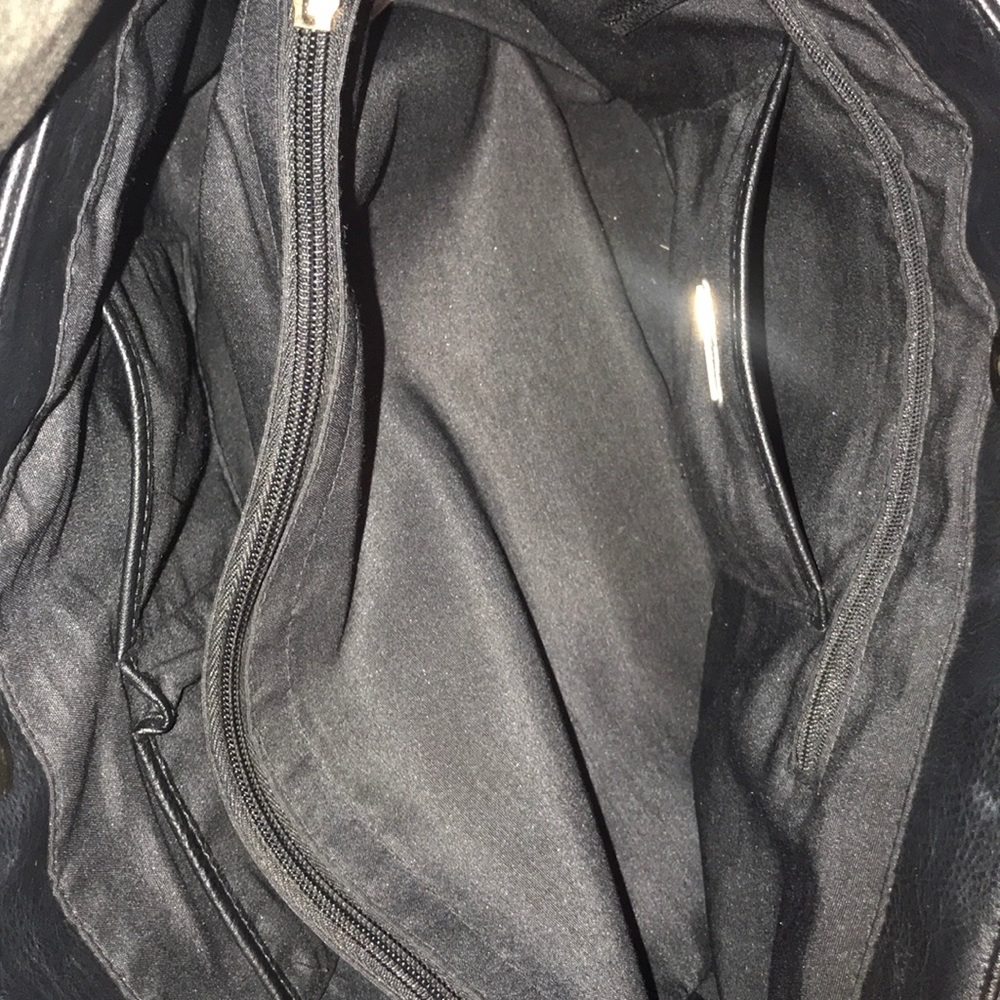 Black Aldo tote - Picture 3 of 3